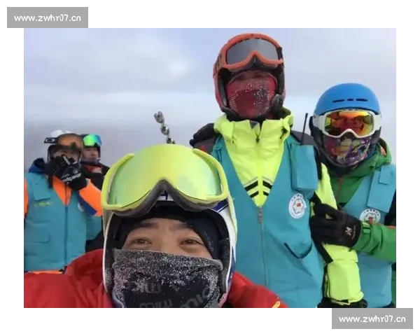 极速争锋赛道之王谁与争锋全程竞技挑战赛精彩上演