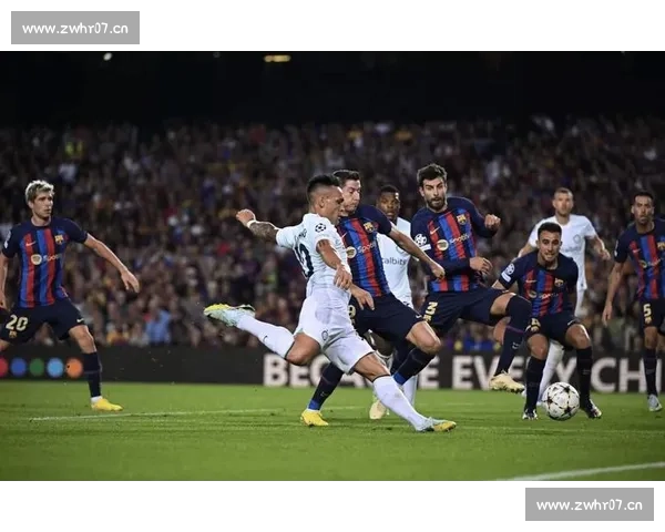 巴萨精彩对决回放分析：战术布局与球员表现全方位解读